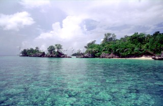 Clear, flat, shallow tropical sea