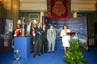 Valencia  26 November 2003. The Cup in Valencia. Major of Valencia Rita Barserˆ with CEO ACManagement Michel Bonnefous and Ceo Louis Vuitton Yves Carcelle .