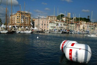 Cannes, France 24 September 2003. Regate Royales  - Prada Trophy 2003. Second Day of racing . Cannes Dockside. Photo:Guido Cantini/