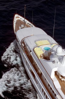 Superyacht Huntress underway