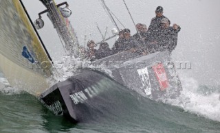 Auckland  Nuova Zelanda - Americas Cup 2003. 28-02-2003 Alinghi vince la quarta Regata dell Americas Cup, Team New Zealand disalbera. Team New Zealand . Auckland New Zealand - AmericaÕs Cup 2003 . 28-02-2003 - Race 4: Alinghi take a 4 point in the race and Team New Zealand dismasted. Team New Zealand .