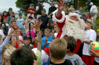 Auckland New Zealand - AmericaÕs Cup 2003 Louis Vuitton Cup Semi Final. 18 12 2002 Louis Vuitton Christmas kids party: Santa Clouds