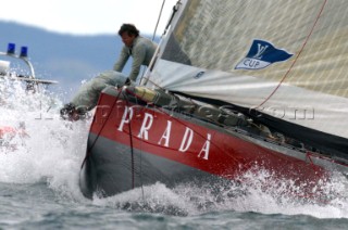 Auckland New Zealand - AmericaÕs Cup 2003 Louis Vuitton Cup Semi Final. 16 12 2002 Luna Rossa Vs. One World: The pole jammed on the mast track, followed by the spinnaker sheets going under the bow.