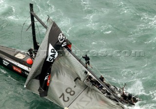 The Fourth race for the Americas Cup in Auckland, New Zealand, Friday, Feb. 28, 2003. New Zealand  against Switzerlands Alinghi. New Zealand failed to complete the race after her mast broke during the third leg.