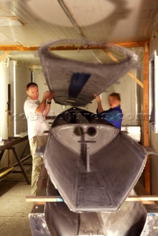 Paul Larsen AUS working on  SAILROCKET under construction in Southampton at NEGMICON facility