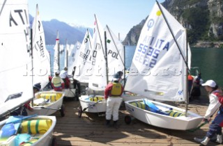 Riva del Garda - Trento (ITA). Meeting Optimist 2001