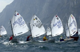 Riva del Garda - Trento (ITA). Meeting Optimist 2001