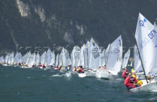 Riva del Garda - Trento (ITA). Meeting Optimist 2001