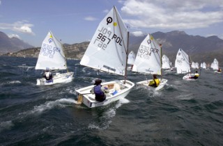 Riva del Garda - Trento (ITA). Meeting Optimist 2001