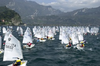 Riva del Garda - Trento (ITA). Meeting Optimist 2001