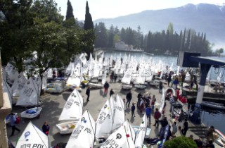 Riva del Garda - Trento (ITA). Meeting Optimist 2001