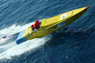 Powerboat P1 Evolution Class World Champions 2004 Team Rizzardi Racing (Pilot Ð Corrado Rizzardi) on their way to World Championship victory at the Grand Prix of Sicily