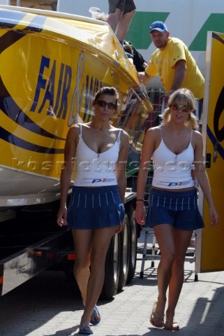 Dockside action in the Powerboat P1 World Championships 2004  Grand Prix of Italy