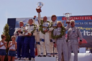 Powerboat P1 World Championships 2004 - Grand Prix of Italy. Overall Prizegiving Evolution Class: Winner - Thuraya (Italy)