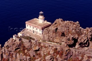 Faro - Ponza - ItaliaLighthouse - Ponza - Italy. Ph.Carlo Borlenghi /