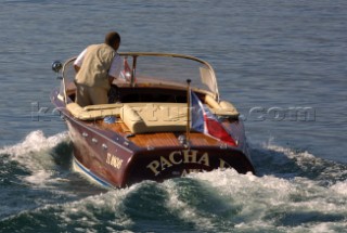 Menaggio - Lake Como 24 - 27 june Meeting for vintage and classic motorboats Run about one of the Italys most beautiful lakes.