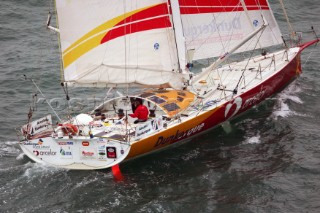 Vendée Globe 2004 - Les Sables dOlonne - Départ -Arcelor Dunkerque (Joe Seeten)