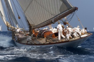 Classic yacht Mariquita at Vele d Epoca Di Imperia 2004.