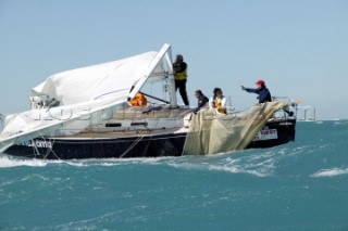 Dismasted J109 during Key West Race Week 2005