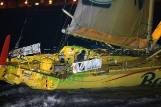 Jean le Cam on board Bonduelle finishes in 2nd place in the 2004/5 Vendee Globe with a time of 87 days 17 hours 20 minutes and 8 seconds