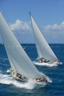 UBS Oyster Week 2003, Kuyenda leads Oyster Rose