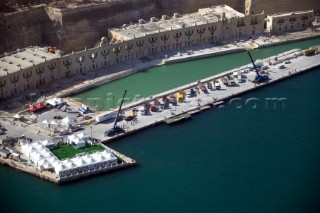 P1 Malta 2005. Aerial view of the architecture and historic buildings of the town of Valetta, Malta