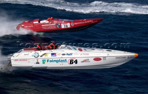 Powerboat P1 racing action from Malta 2005