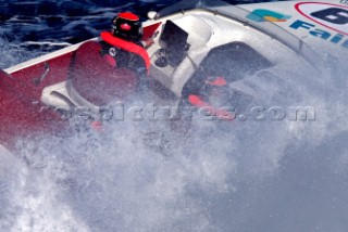 Powerboat P1 racing action from Malta 2005