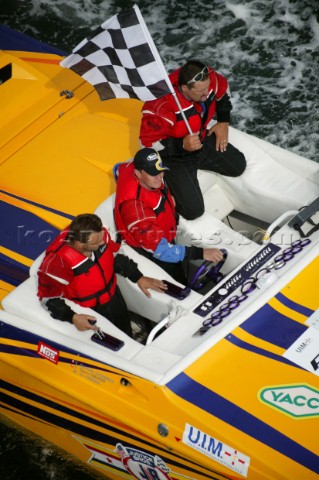 Winning flat at the Powerboat P1 World Championships 2005  Travemunde Germany