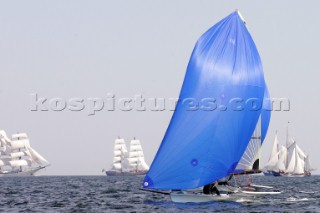 Kiel - Germany - 23 june 2005 . KIELER WOCHE - day 2 of the Olympic Class regatta started with a postponement due to lack of wind. Racing began late in the afternoon i 8 knots of breeze. Racing continues until Sunday. 49er class.