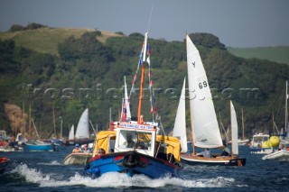 Ferry crossing the river at Salcombe