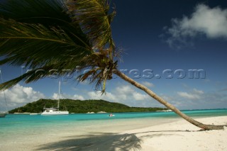 Nautitech 47 - Grenadines. Luxury cruising on a catamaran in the Caribbean