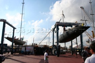 Americas Cup Trapani - Victory dismasted on the hard