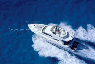 Cruising aboard a Fairline powerboat