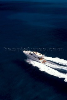 Cruising aboard a Fairline powerboat