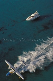 Cruising aboard a Fairline powerboat