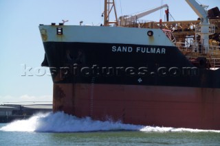 The dredger Sand Fulmar