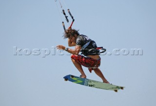 TARIFA, SPAIN - SEPT10th 2006:  Cesar Portas (Spain) competing in the BETANDWIN.COM KITESURF PRO. PKRA 2006 WORLD TOUR on September10th in Tarifa in Spain, the mecca for kitesurfing. (Photo by Kirsten Scully/Kos Picture Source via Getty Images)