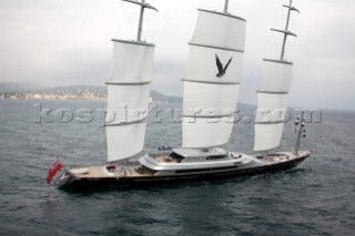 SAINT-TROPEZ, FRANCE - The Voiles de St Tropez on October 3rd 2006. The largest classic and modern yachts from around the world gather in Saint-Tropez annually for a week of racing and festivities to mark the end of the Mediterranean season, before most head across the Atlantic to winter in the Caribbean. The Maltese Falcon