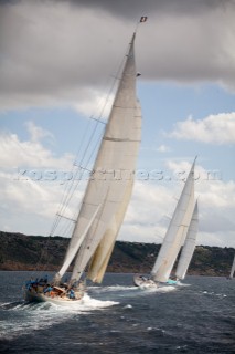 PALMA, MAJORCA - October 12th 2006: The 46 metre sailing superyacht Windrose of Amsterdam (left) from Holland, owned by Chris Condriep and designed by famous naval architect Gerard Dijkstra, persues her competitors YII and Gliss as they come into the first turning mark during Race 1 of The Superyacht Cup on October 12th 2006. The Nautor Swan yacht Virago won the race. (Photo by Kos/Kos Picture Source)