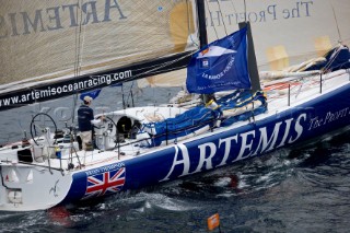 06_15956 ST MALO, FRANCE,  29 October 2006 . ROUTE DU RHUM-LA BANQUE POSTALE,Single-handed transatlantic sailing race : St Malo (FRA) / Ponte a Pitre (Guadeloupe/ French West Indies) 3543 NM . . Start from St Malo on 29th Oct.