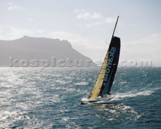 Skandia Wild Thing approaching Tasmania and the finish if the Rolex Sydney Hobart Race 2006