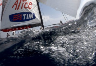 Valencia, 04 04 06. 32nd Americas Cup Luna Rossa Challenge.  ITA 86