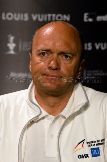 Valencia, 14 04 2007. Louis Vuitton RR1. Skippers Press Conference. Jesper Banks, Skipper of United Internet Team Germany. .