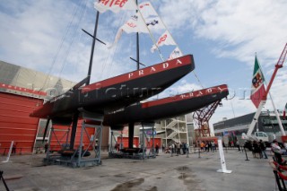 01/04/2007-Valencia (Spain)- 32nd Americas Cup - Unveiling ceremony***01/04/2007-Valencia (Spain)- 32nd Americas Cup - Unveiling ceremony