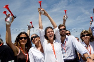 Valencia, 18 05 2007. Louis Vuitton Cup Semi Finals. Luna Rossa Challenge leaves the Base, Giada & Ilaria Tronchetti Provera.