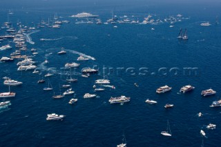 Valencia, 19 05 2007. Louis Vuitton Cup Semi Finals. Luna Rossa Challenge vs BMW ORACLE Racing.