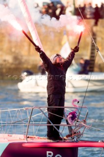 2008 VENDEE GLOBE.Finish. Solo round the world sailing race non stop without assistance (24840 NM). Sam Davies (GBR) third on Open 60 monohull ROXY.