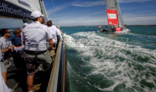 Auckland, 29 01 2009. Louis Vuitton Pacific Series. Practice Day. Damiani Italia Challenge on board and Team Shosholoza.