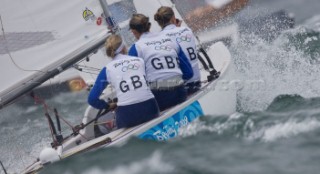 Qingdao (China) - 2008/08/17.  Olympic Games Yngling - Great Britain - Sarah Ayton, Sarah Webb and Pippa Wilson (Gold medal)